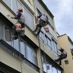 Trabajos de descuelgue en una ite en madrid